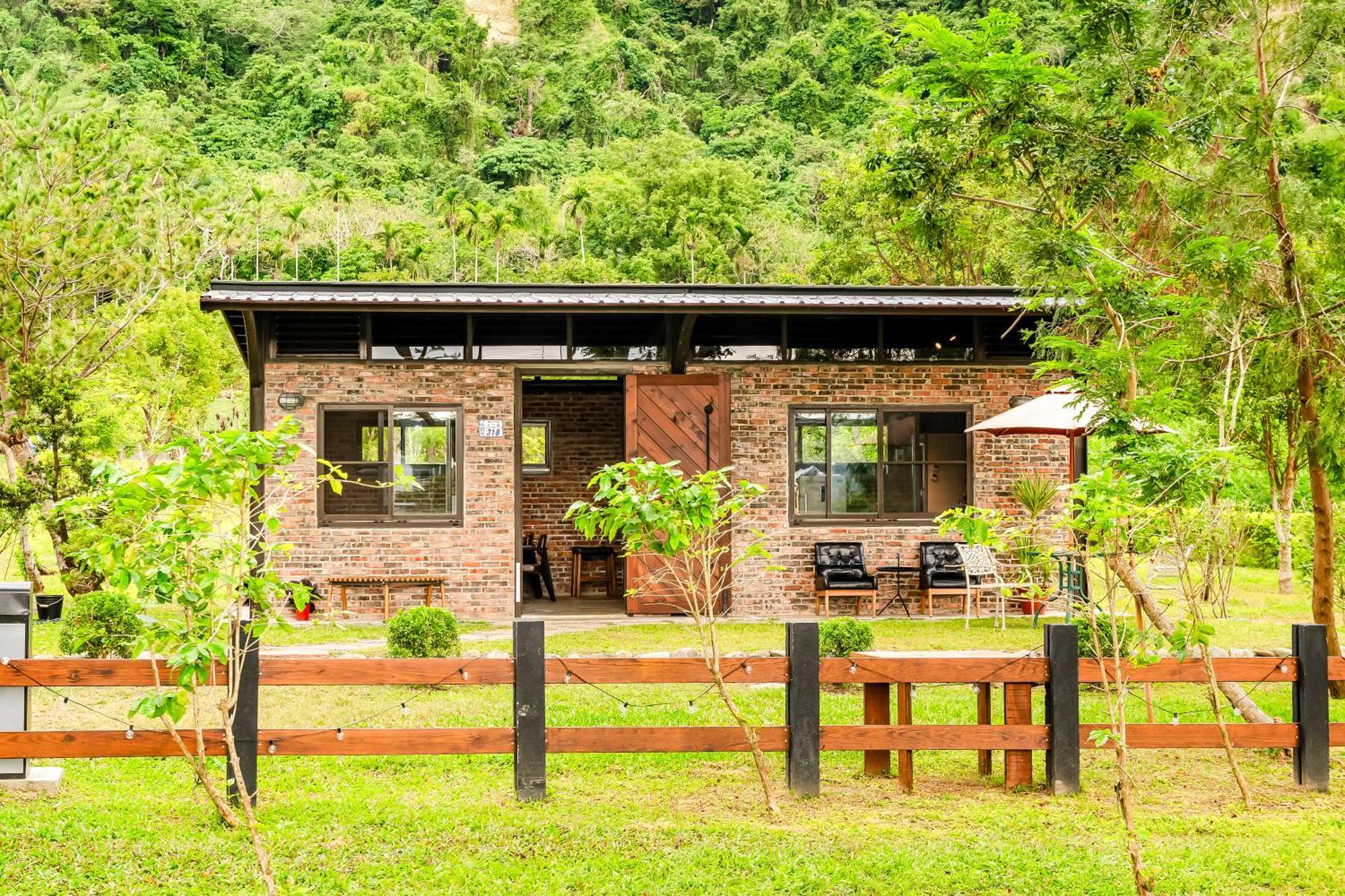 Dream Field Appartement Luye Buitenkant foto